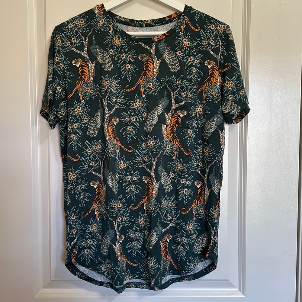 Lates by Kate Spring Tiger Short Sleeve Pajama Top ONLY
